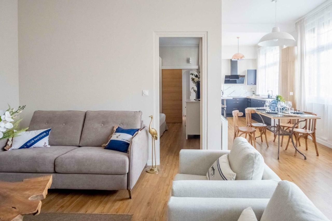Elegant Appartement En Plein Coeur De Cabourg - Les Locations De Proust 외부 사진