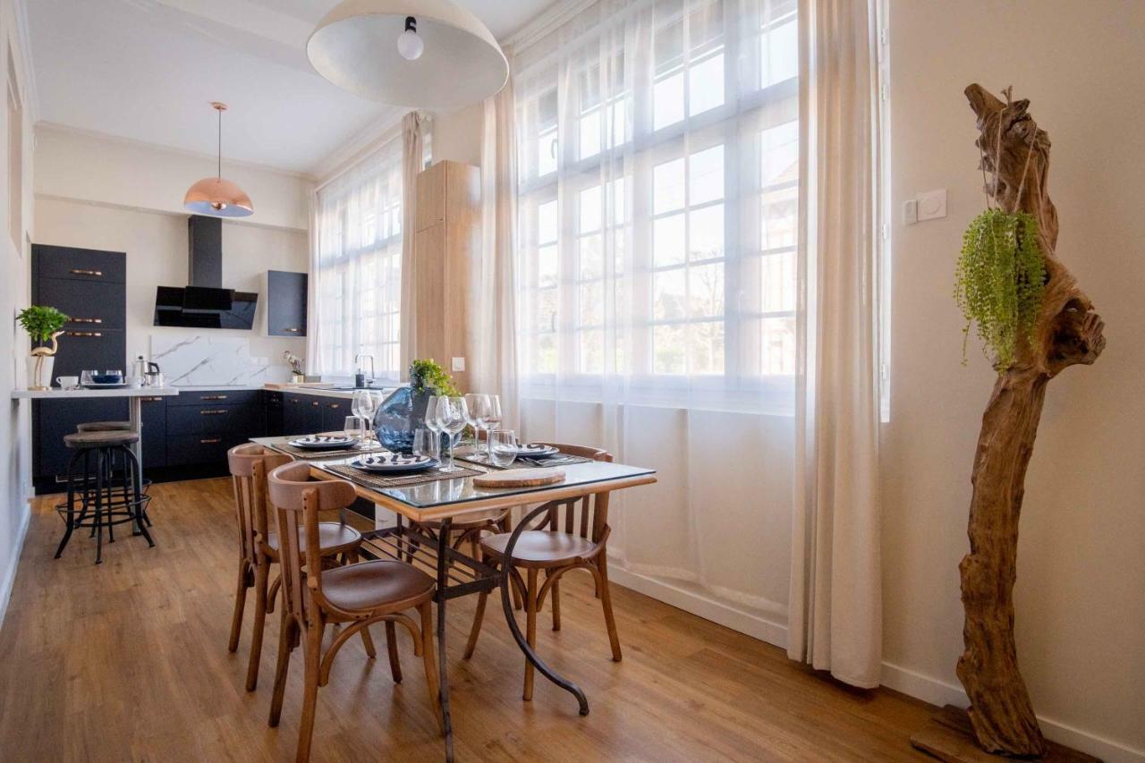 Elegant Appartement En Plein Coeur De Cabourg - Les Locations De Proust 외부 사진